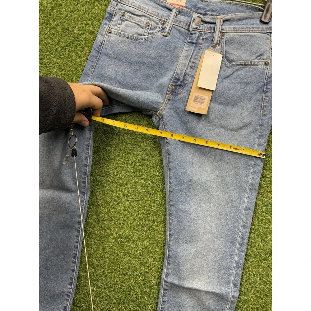 Levis 519 Jeans Mens 30x30 Extreme Skinny Stretch Sits Below Waist Light Wash